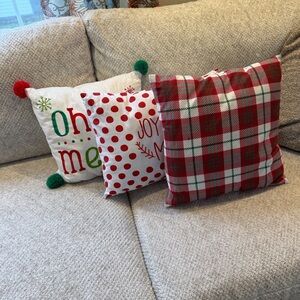 Set of three Christmas throw pillows